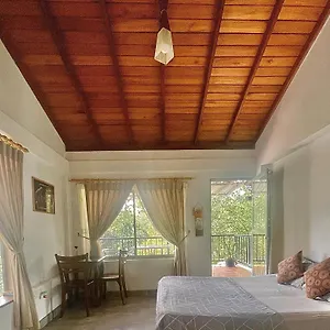E-stay Hanthana Séjour chez l'habitant