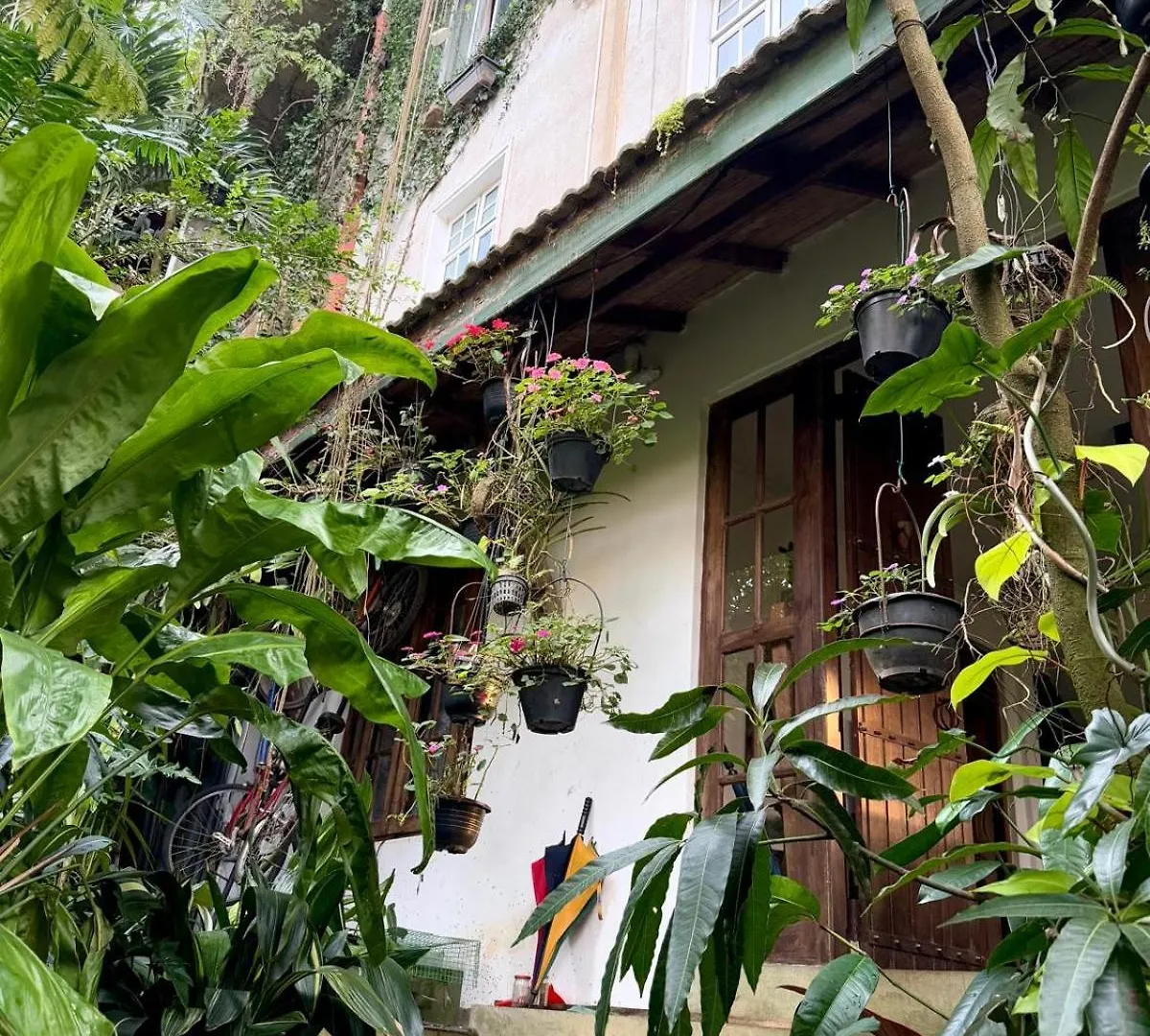 Pekoetrails Hantana Homestay Kandy