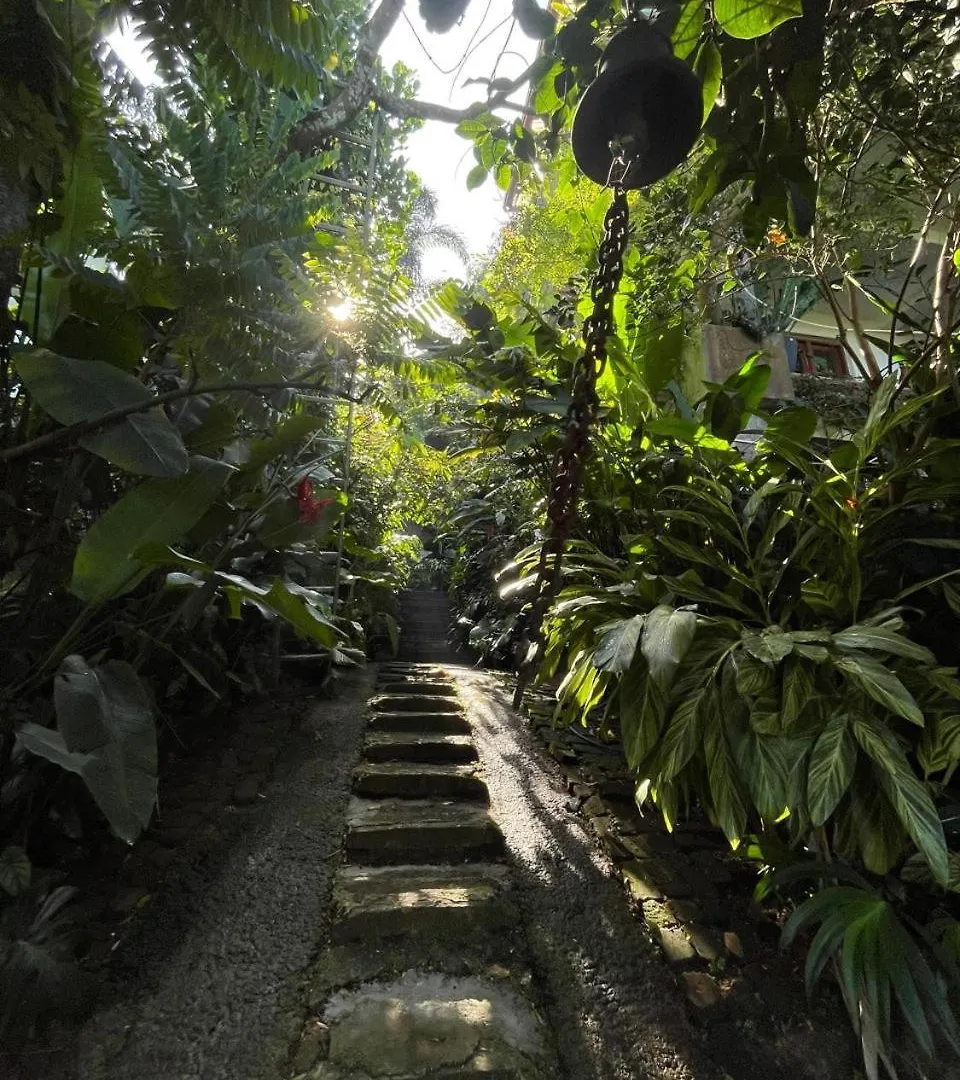 Pekoetrails Hantana Homestay Kandy